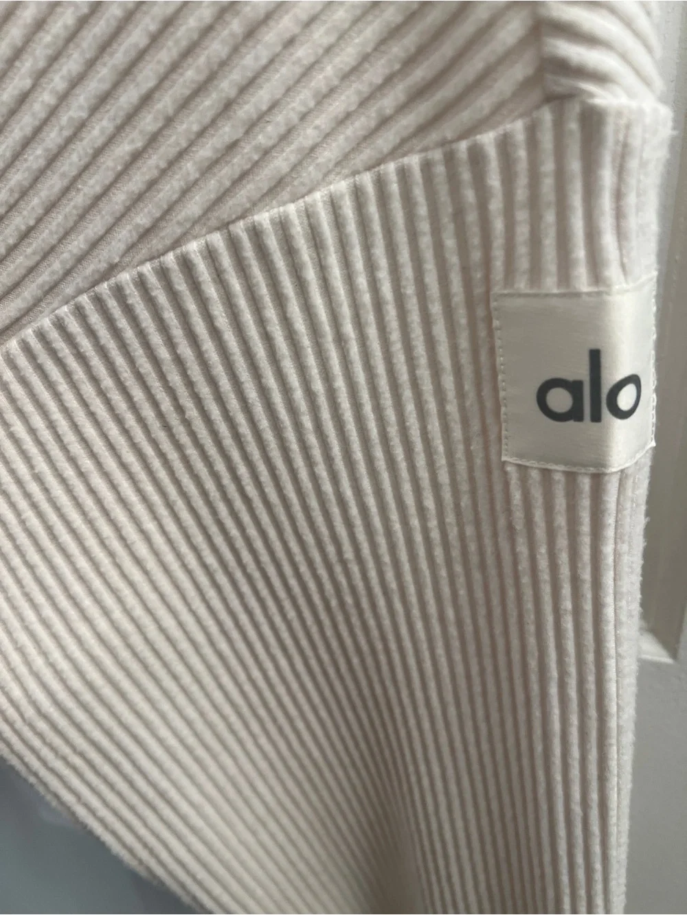 ALO Yoga Muse Hoodie Sweater in Ivory, Ribbed + Cropped Style